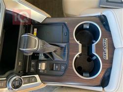 تۆیۆتا لاند کروزەر